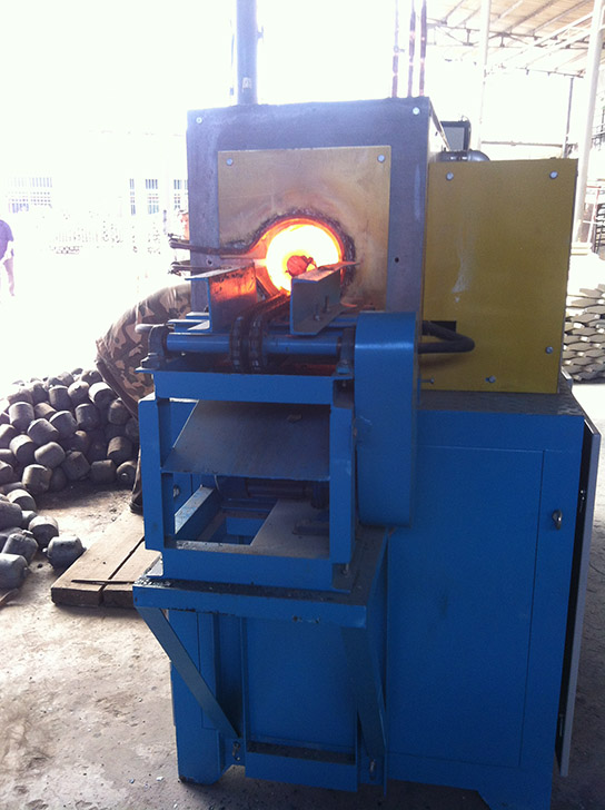 西安特殊钢件加热炉体生产